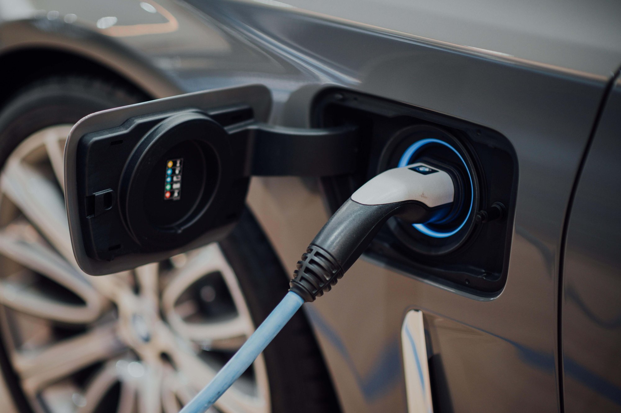 electric-car-manufacturer electric-car-manufacturer